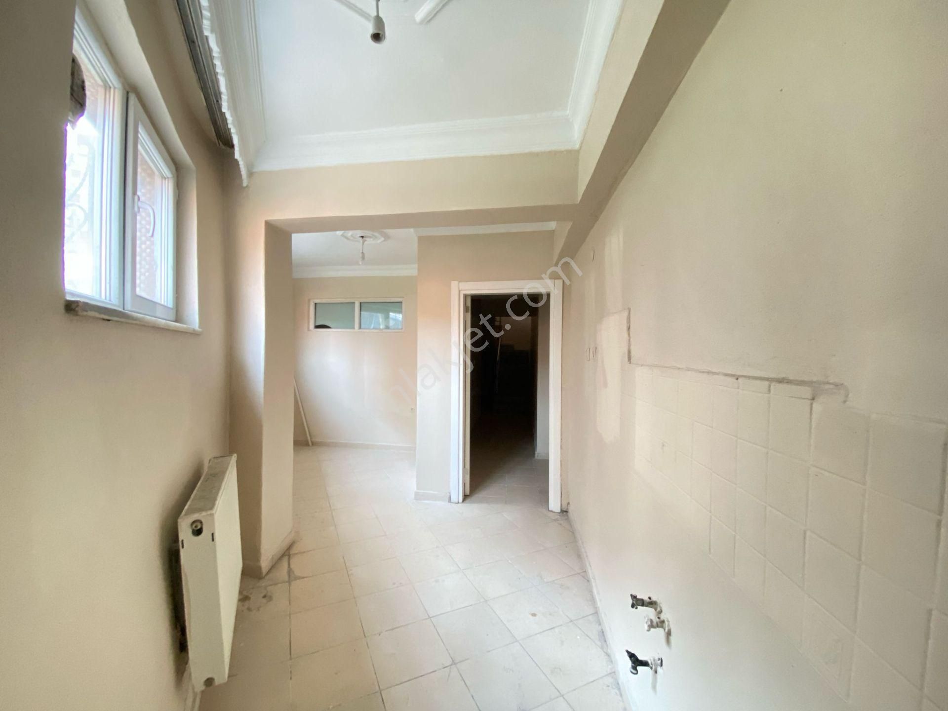 Yıldıztabyada Caddesinin Dibinde Acil Satılık Ters Dubleks - Görsel 21