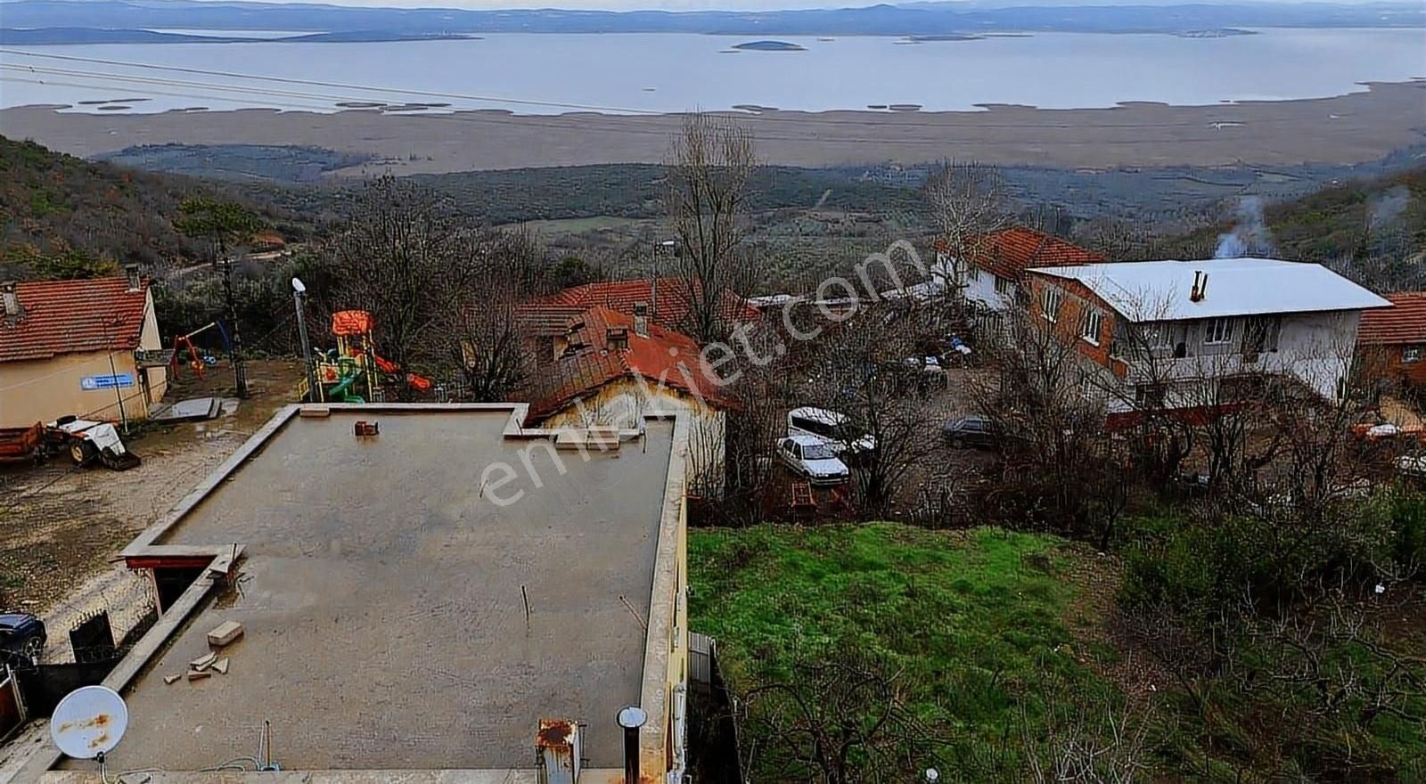 Mustafakemalpaşa Onaç Satılık Bağ & Bahçe Ovega Yatırım Gayrimenkul Den Göl Manzaralı Evvv