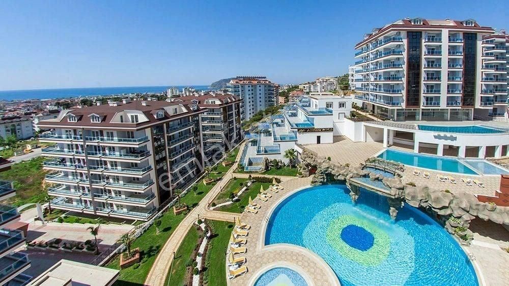 Alanya Çıplaklı Satılık Daire Alanya Cikcilli'de Satılık 5+1, 250 M2 Penthouse Manzaralı