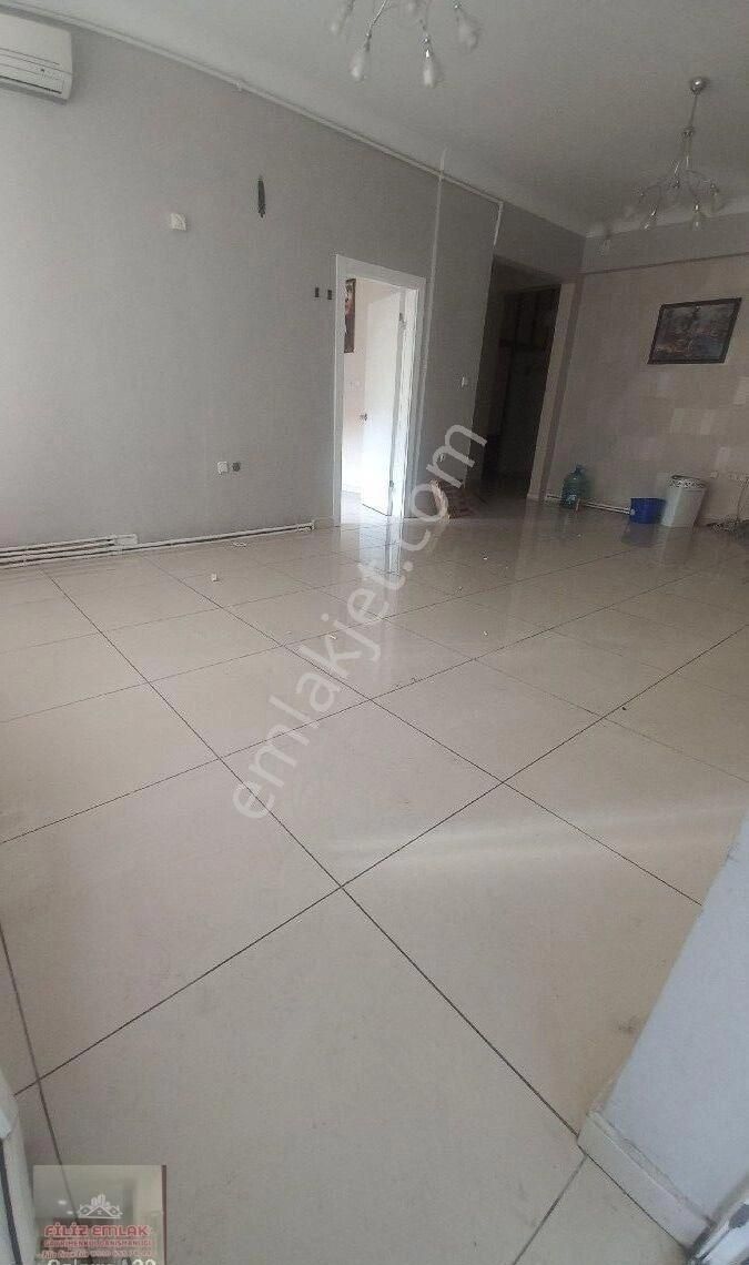 Polatlı Cumhuriyet Kiralık Daire Cumhuriyet Mah.heykel Meydanında Kiralık Büro