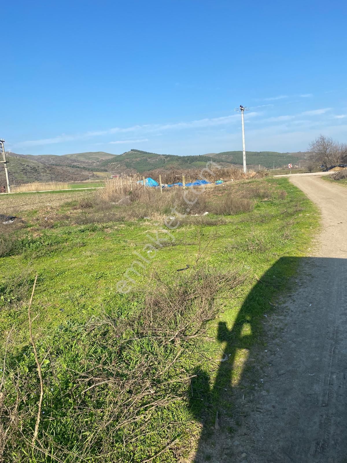 Mustafakemalpaşa Güllüce Satılık Tarla Mustafakemalpaşa Güllüce Köy İmar Sinirina Yakin 932 M2 Tarla