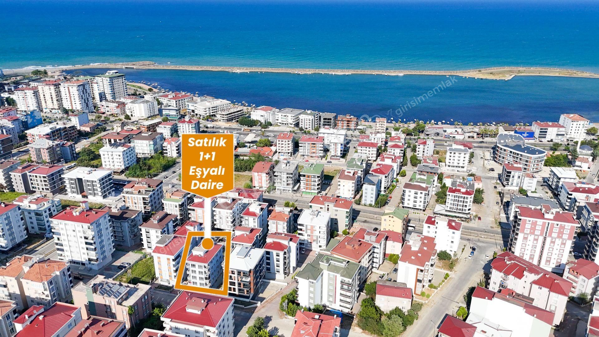 Atakum Körfez Satılık Apartman Dairesi Tramvaya 2. Sokakta Eşyalı 1+1 Satılık Daire