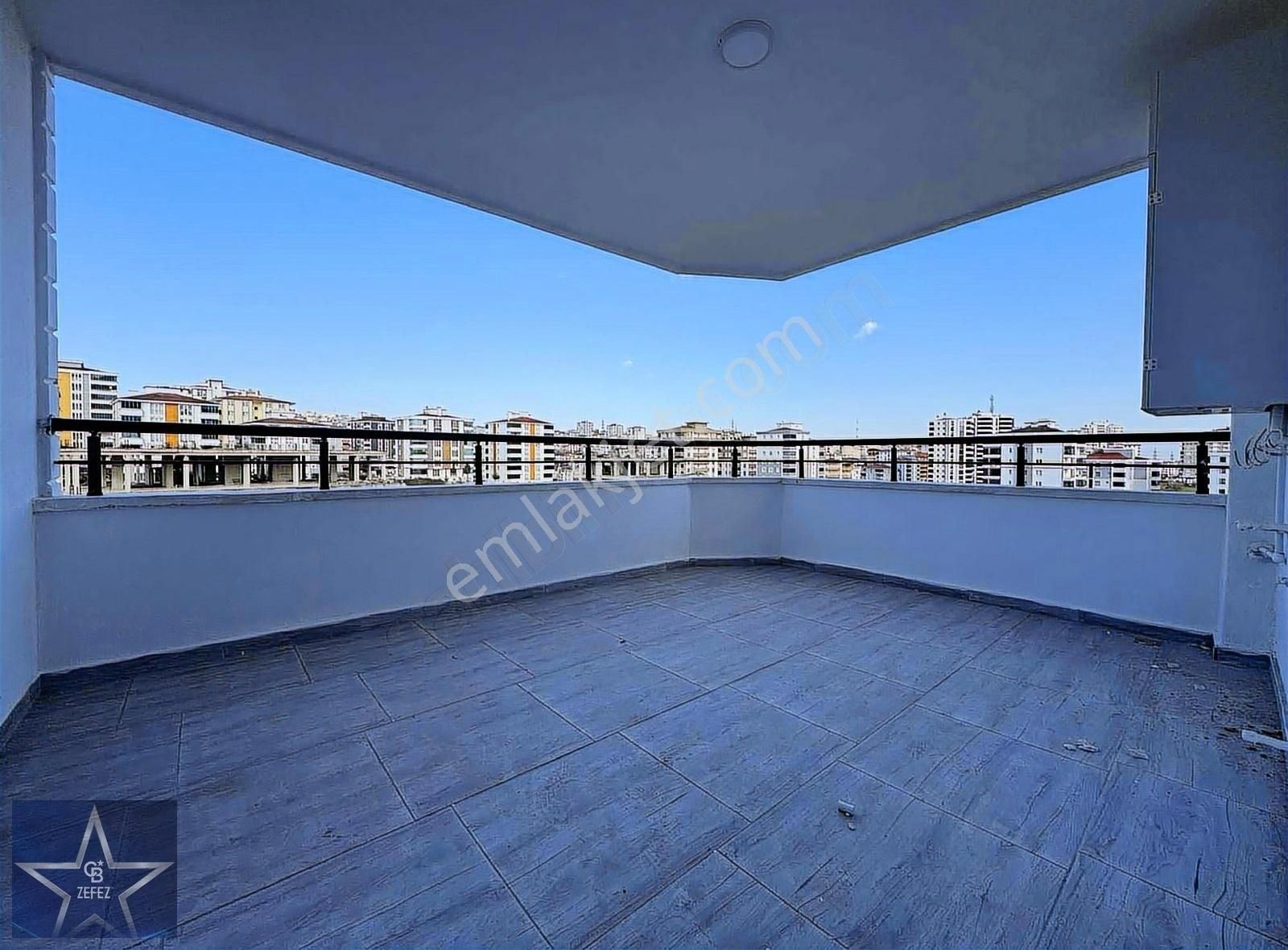 İlkadım Kışla Kiralık Daire Bulvara Cephe Sıfır 3+1 110m² Ebeveyn Banyolu Daire