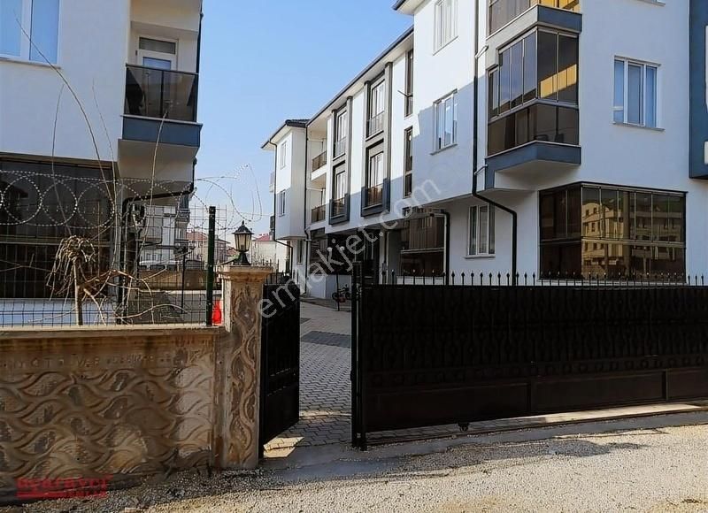 İnegöl Yeni Satılık Daire Uçaravcı'dan Kozluca Yolu Yeni Mah. Satılık 3+1 150 M² Daire