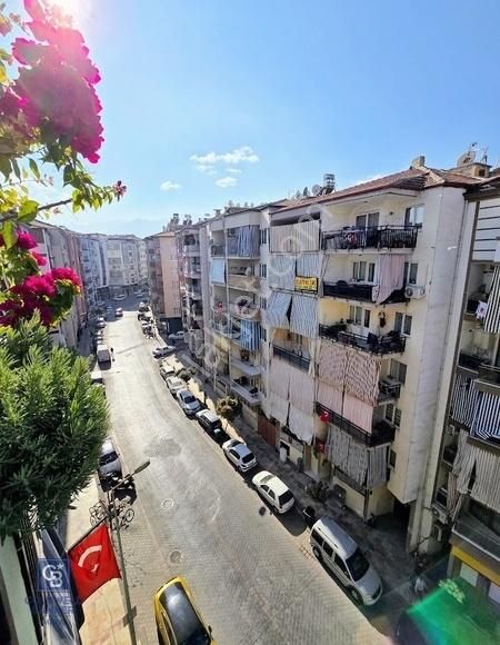 Pamukkale Hacıkaplanlar Kiralık Daire Çınara Yakın Cadde Üzeri 100 M² Ara Kat 2+1 Kiralık Daire