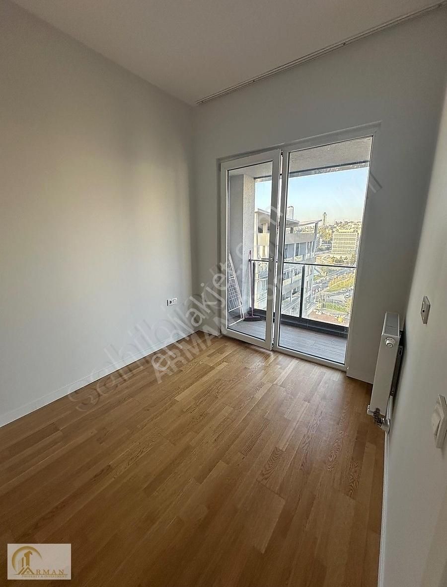 Kağıthane Merkez Satılık Residence Seba Suites Yüksek Kat Güncel Satılık 1+1 Daire 'metro - Vadi