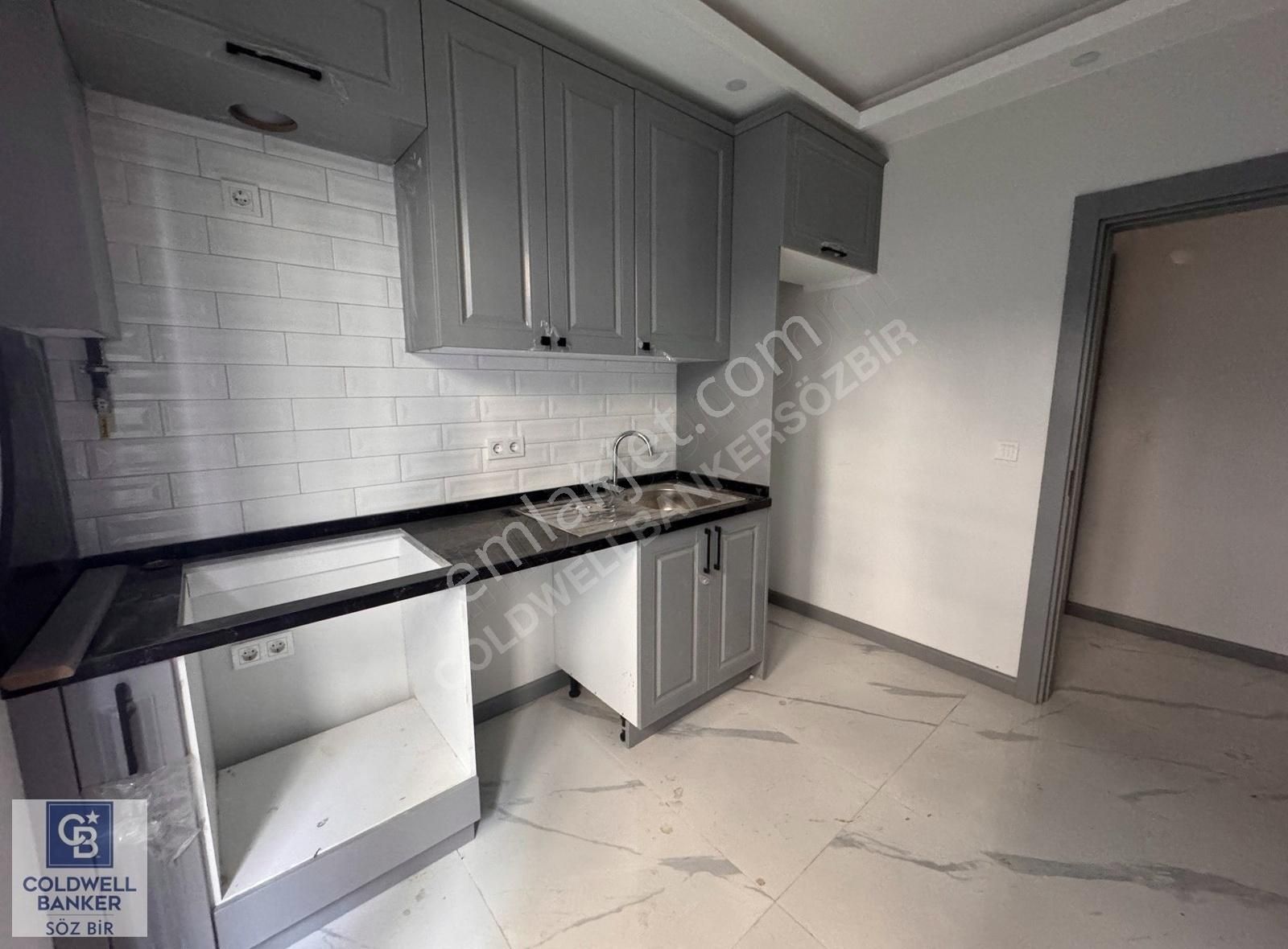 Çekmeköy Taşdelen Satılık Residence Çekmeköy Taşdelen Unikal Rezidans2+1 Giriş Teraslı Satılık Daire