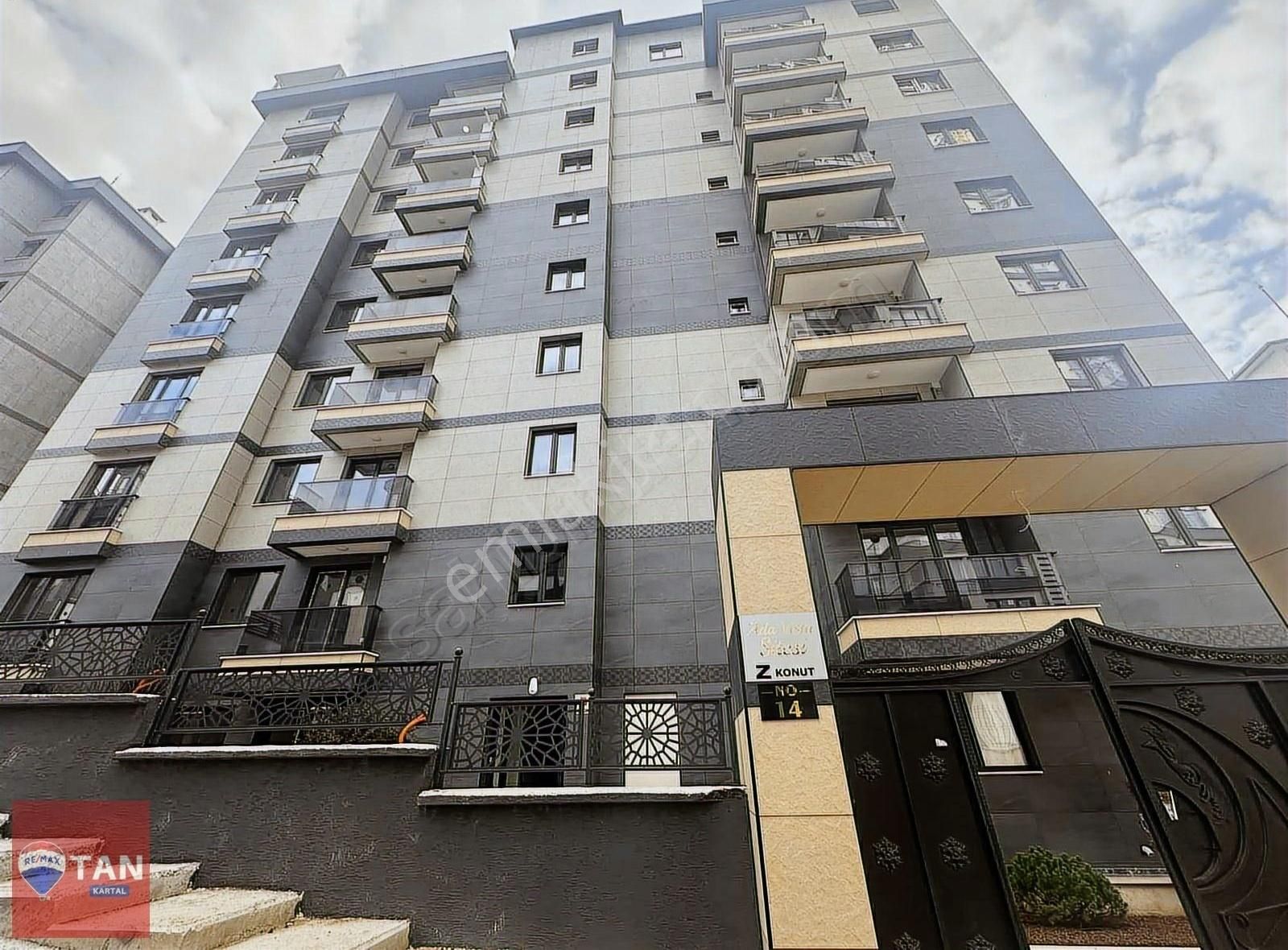 İstanbul Kartal Site İçerisinde Satılık Daire Kartal Hürriyet Mah Ada Vista Sitesi'nde Satılık 2+1 Boş Daire