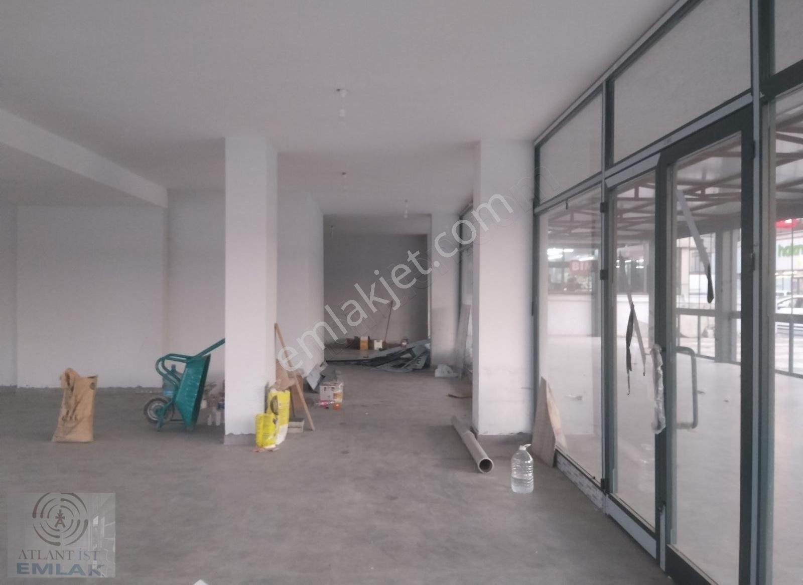 2 Dükkan Toplam 700m2 Cadde Üstü Köşebaşı Meydanda İskanlı - Görsel 7