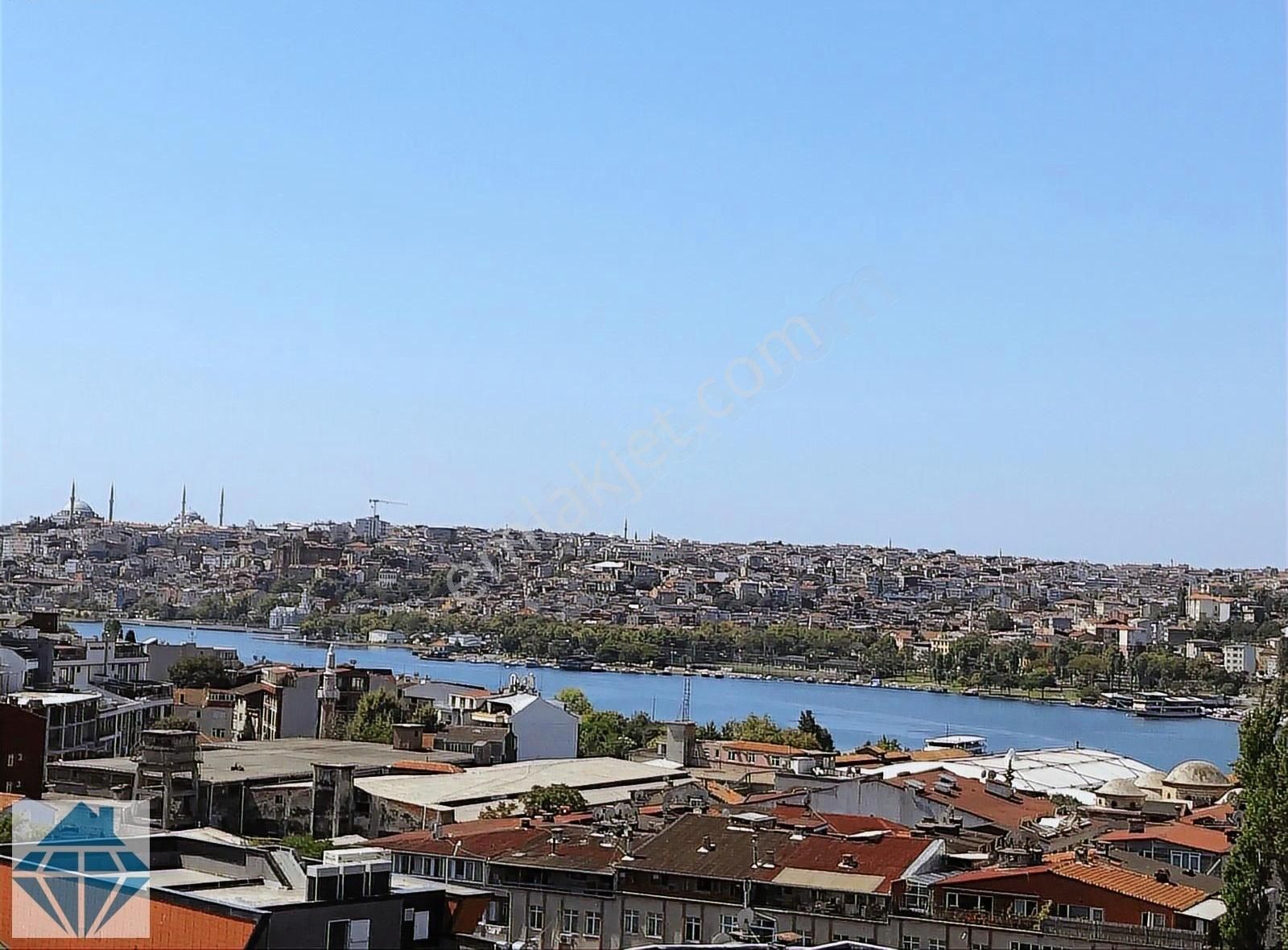 Beyoğlu Piri Paşa Satılık Daire Hasköy Beyoğlu Evlerinde Manzaralı 2' Ye Bölünmüş Tek Tapu 3+2