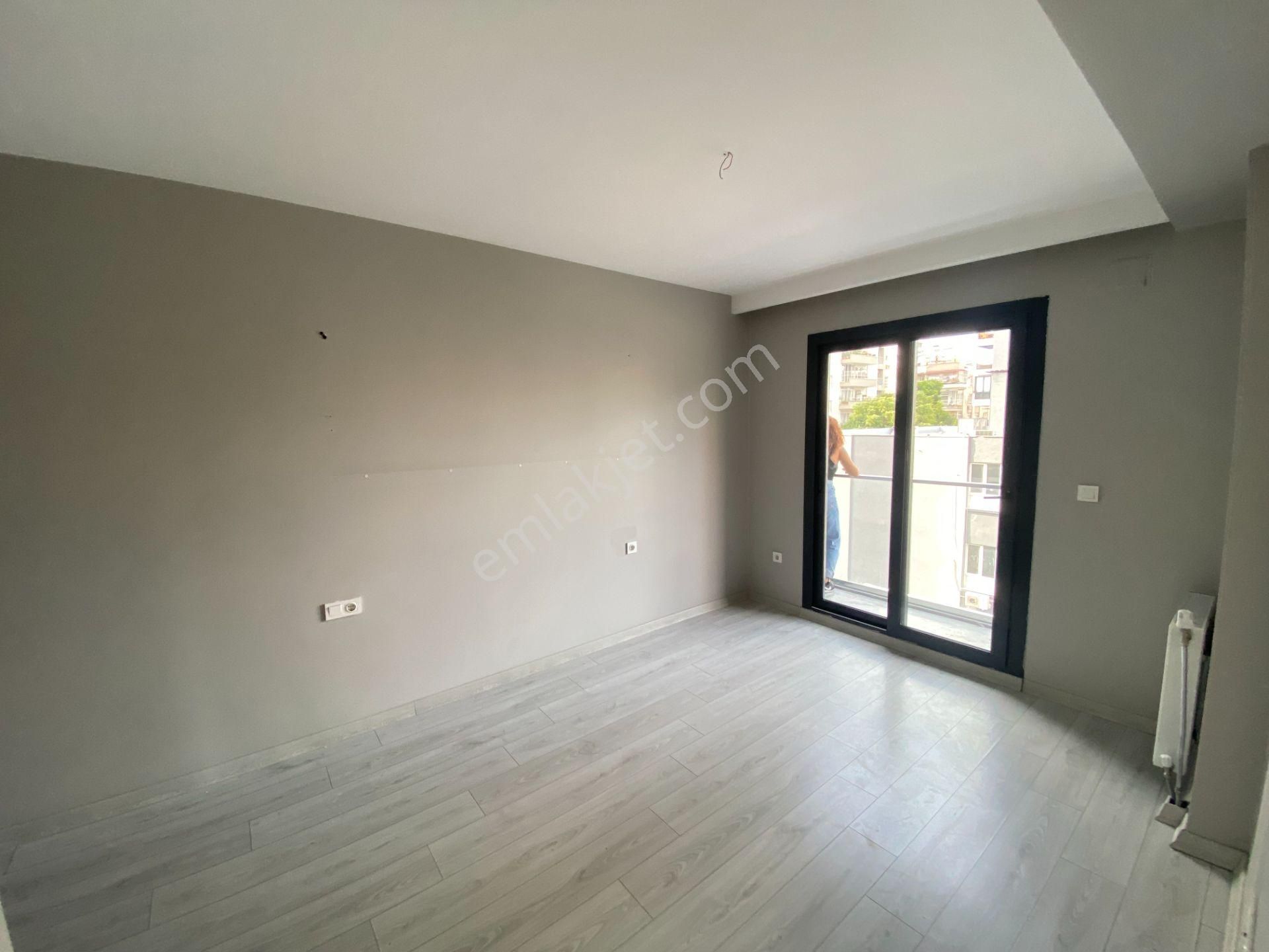 Toros Caddesinde 2+1 110 M2 Kapalı Mutfak-kapalı Otoparklı Hasarsız Kiralık Daire - Görsel 15