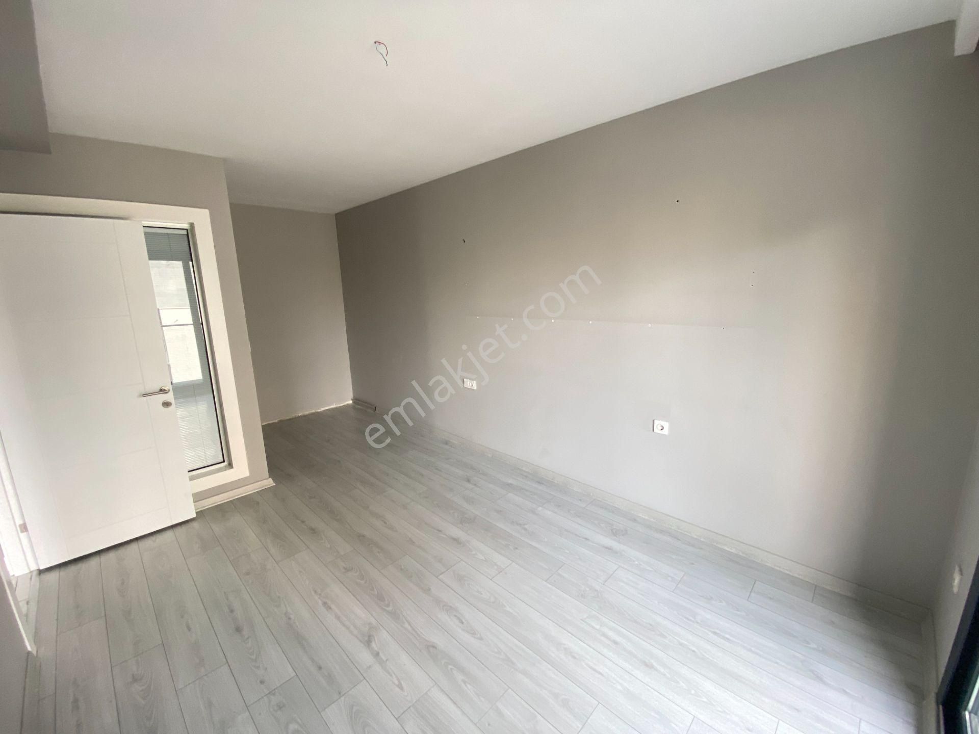 Toros Caddesinde 2+1 110 M2 Kapalı Mutfak-kapalı Otoparklı Hasarsız Kiralık Daire - Görsel 17