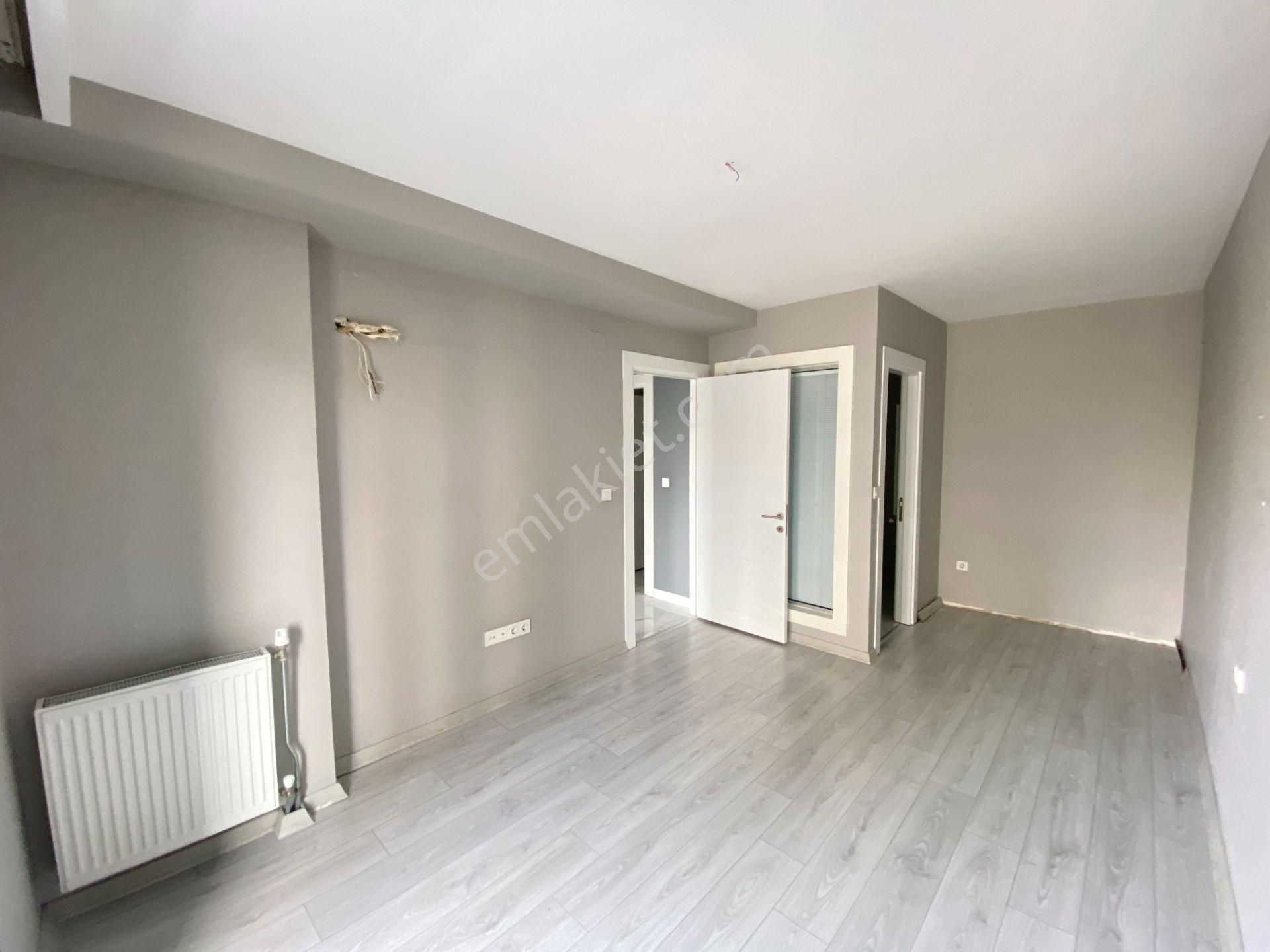 Toros Caddesinde 2+1 110 M2 Kapalı Mutfak-kapalı Otoparklı Hasarsız Kiralık Daire - Görsel 16