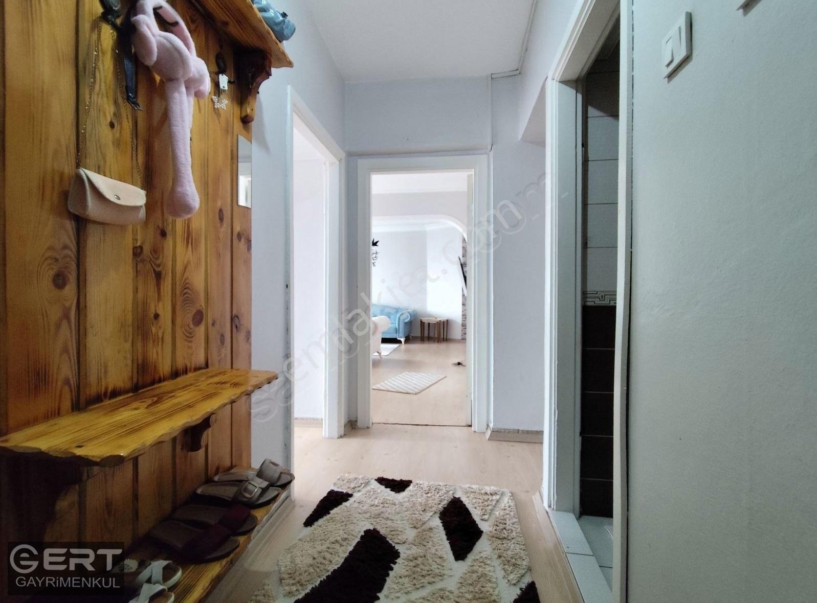 Serdivan İstaklal Mah.cadde Üzeri 2+1 110 M2 Brüt Satlık Daire - Görsel 7