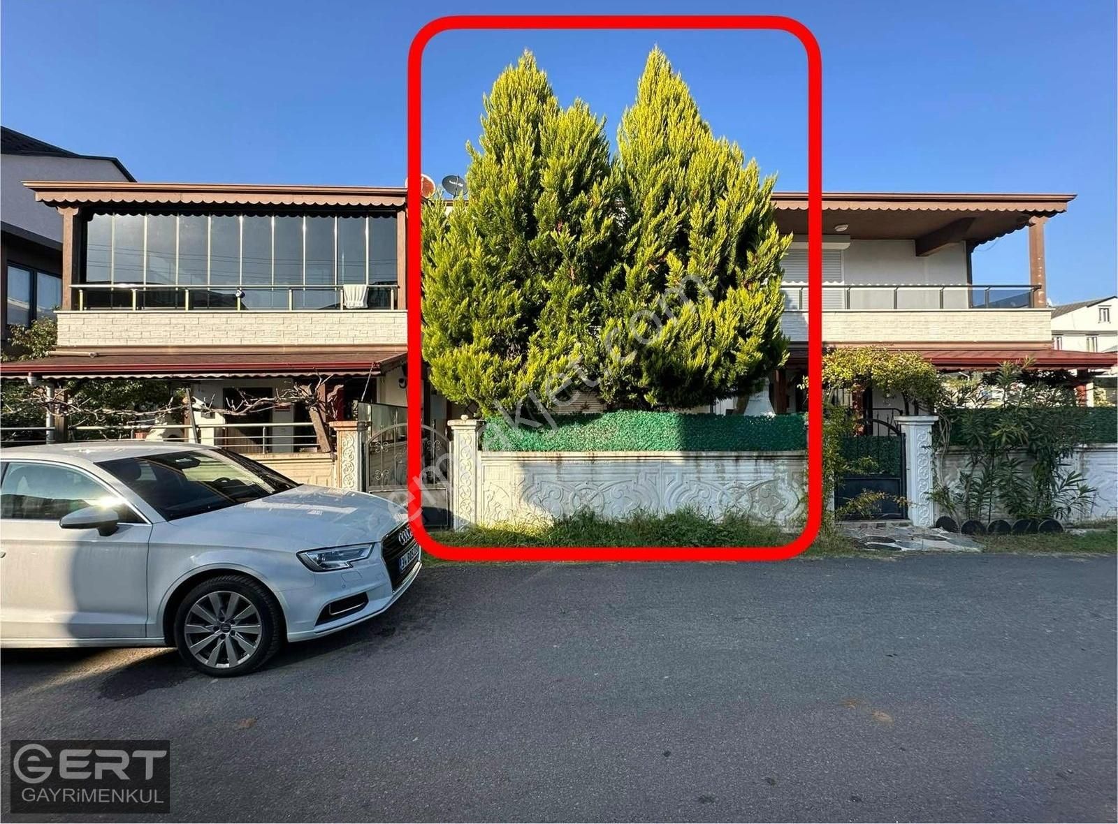 Kocaali Yalı Mah Geniş Kullanımlı Ful Eşyalı Satılık Villa