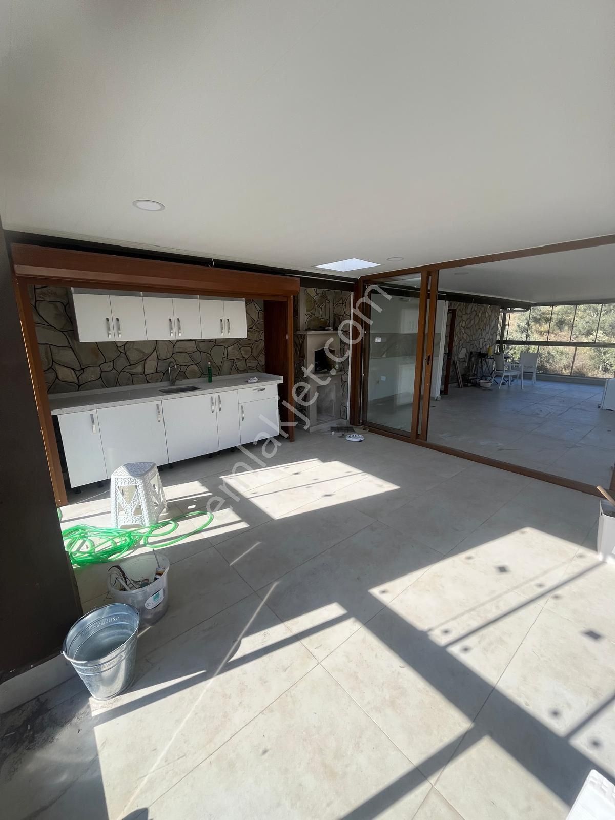 Altınoluk Merkez Sıfır 160 M2 Dubleks-rota - Görsel 3