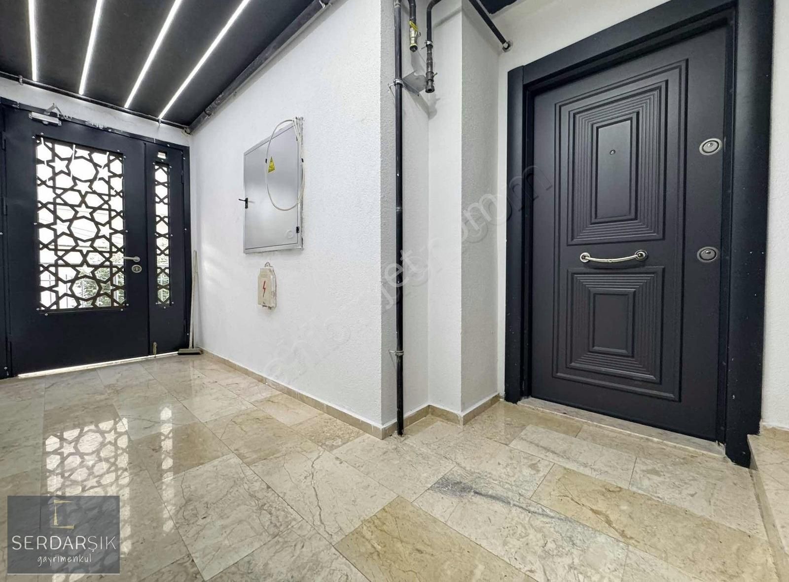 Darıca Kazım Karabekir Satılık Daire *istasyon Caddesi Üzeri Merkezi Konumda 2+1 90m² Lüx 1.kat Daire