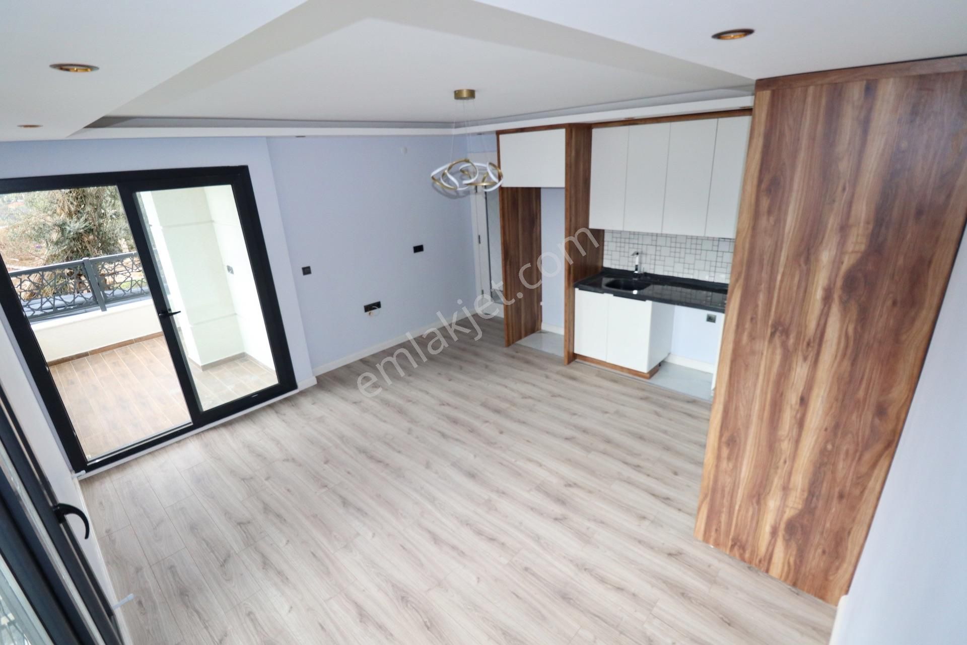 Altınoluk Merkezde Satılık 3+1 Ters Dubleks Daire - Görsel 15