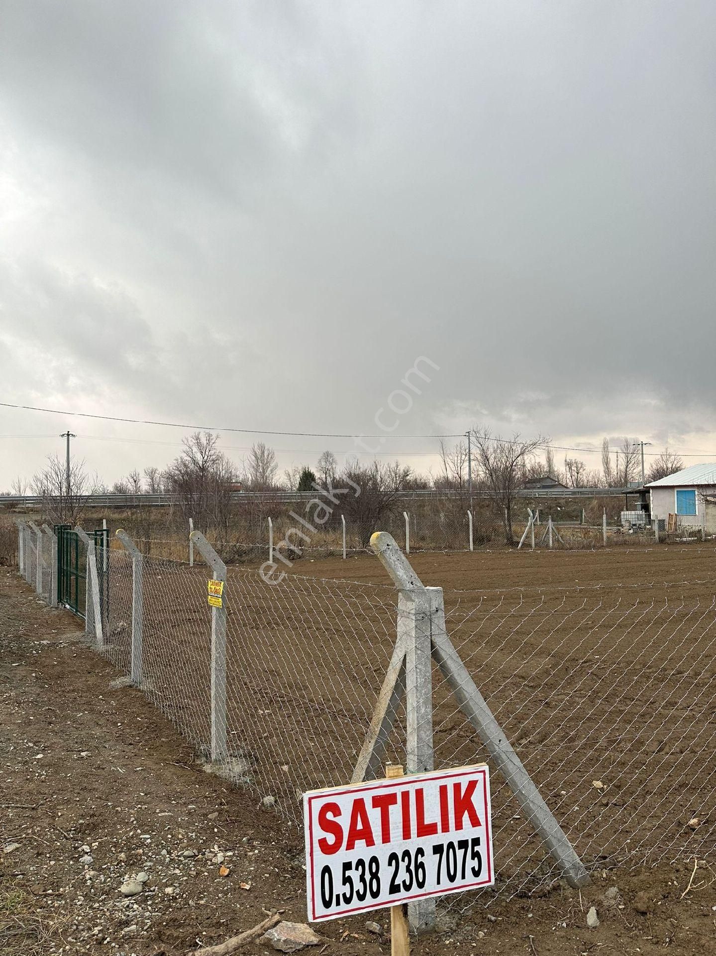 Akşehir Doğrugöz Satılık Tarla Çakıroglu Emlaktan Dogrugoz Mahallesinde Satilik Hobi Bahçesi