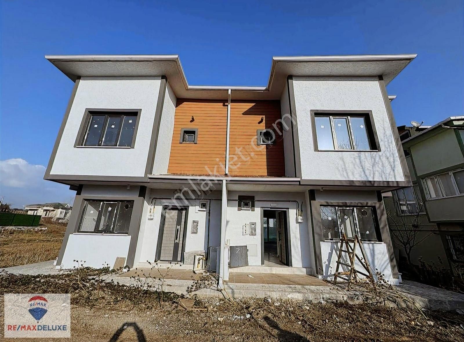 Kartepe Arslanbey Satılık Villa Kartepe Arslanbey'de Satılık 5+1 Villa