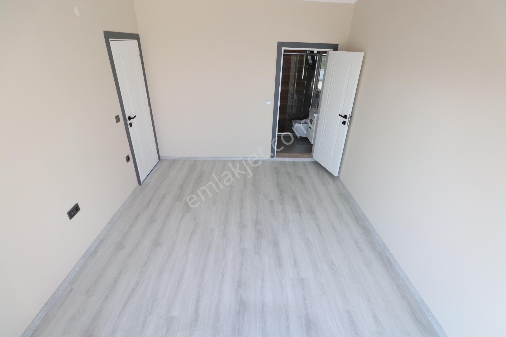 Altınoluk'ta 600 M2 Arsa İçinde Özel Havuzlu Villa - Görsel 28