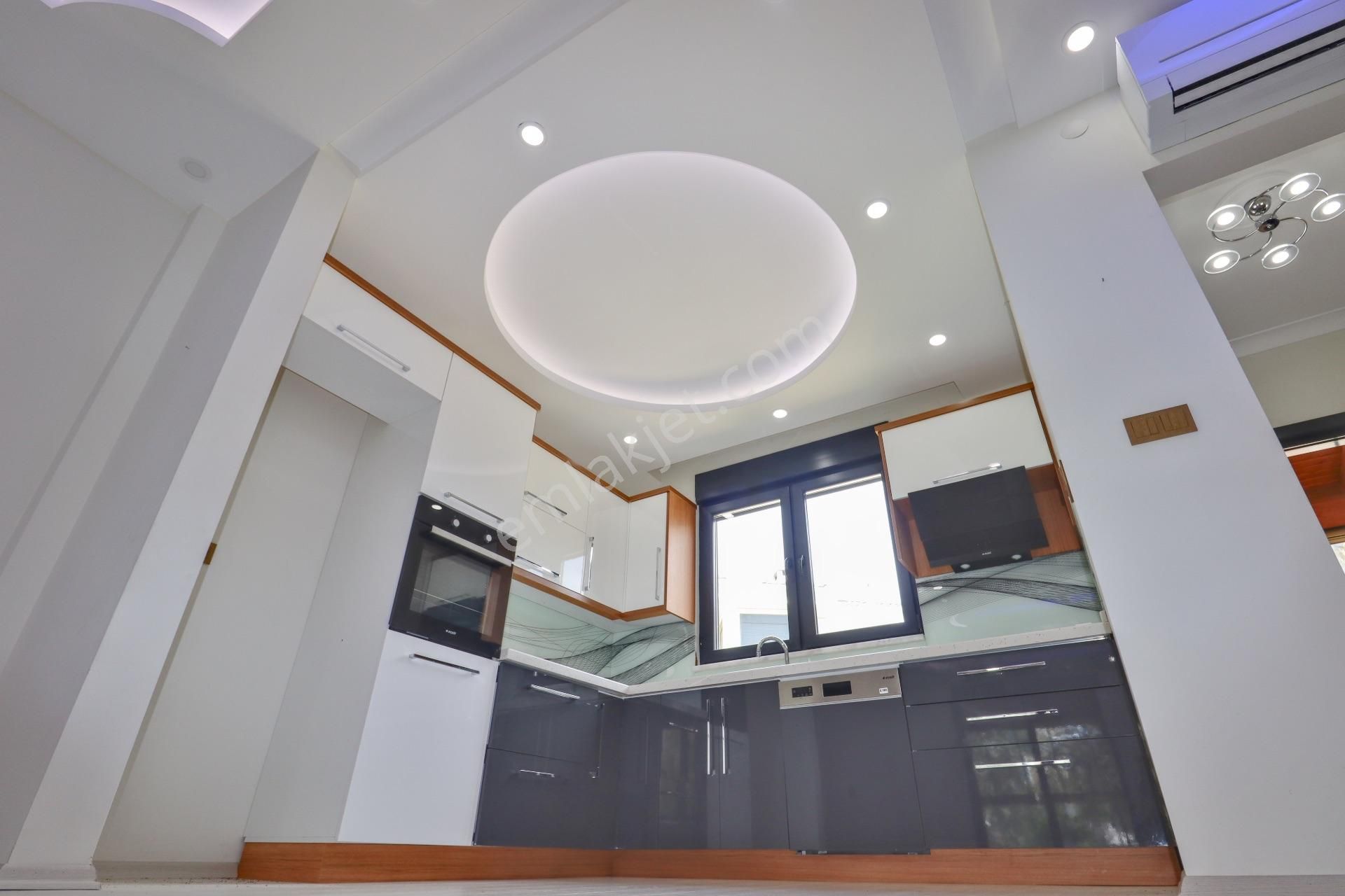 Güre'de Denize Sıfır Sitede Satılık 3+1 Lüks Villa - Görsel 31