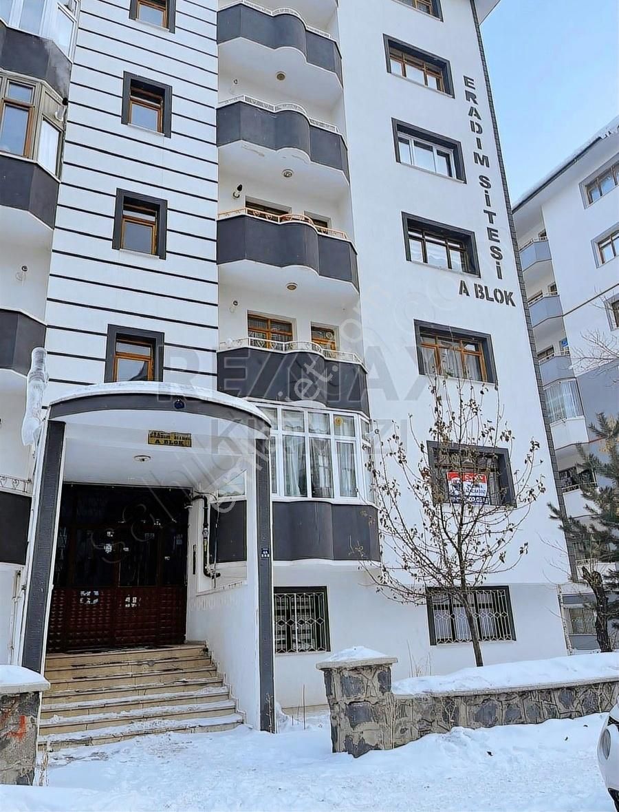 Palandöken Yunusemre Satılık Daire Re/max Kırmızı'dan Kayakyolunda Satılık 3+1 Daire