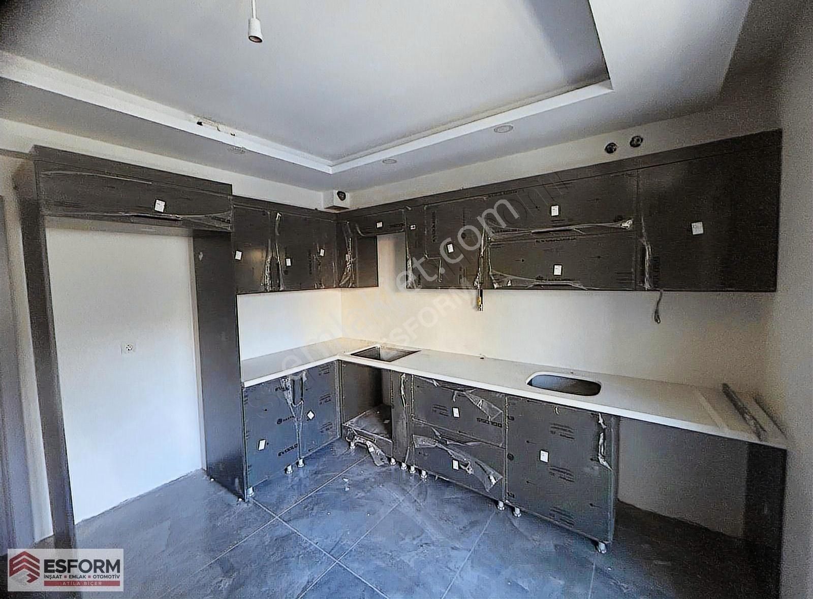 Çamlıca Mah. Satılık Özel Garajlı 3+1 Daire Sy-36