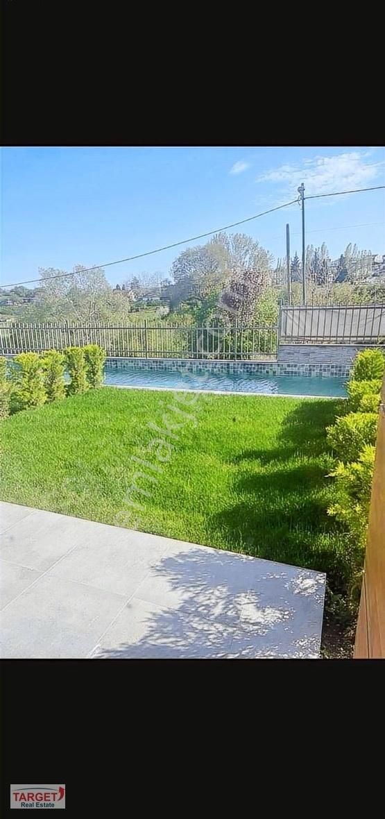 Sarıyer Zekeriyaköy Kiralık Villa Zekerya Köyden Havuzlu Kiralık Villa