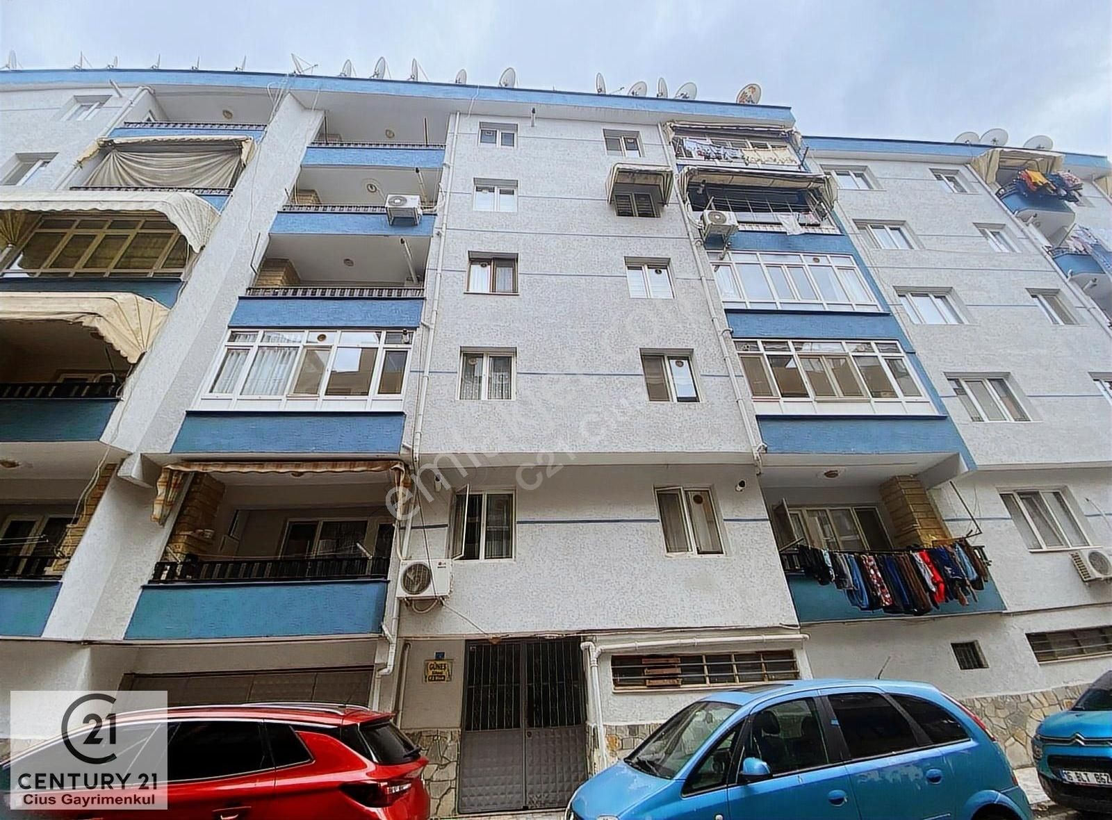 Gemlik Dr. Ziya Kaya Satılık Daire C21 Cius; Site İçinde, Geniş 3+1 130 M2 Satılık Daire