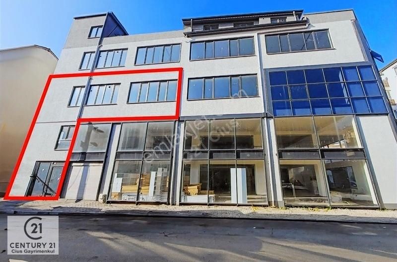 Gemlik Dr. Ziya Kaya Kiralık Ofis C21 Cius; Şehir Merkezinde Tüm Lokasyonlara Yürüme Mesafesinde