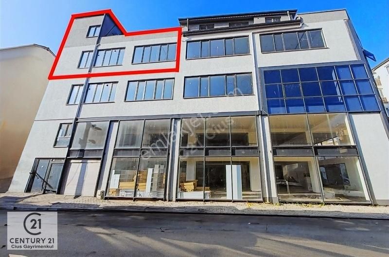 Gemlik Dr. Ziya Kaya Kiralık Ofis C21 Cius; Şehrin Merkezinde Tüm Lokasyonlara Yakın 2 Katlı