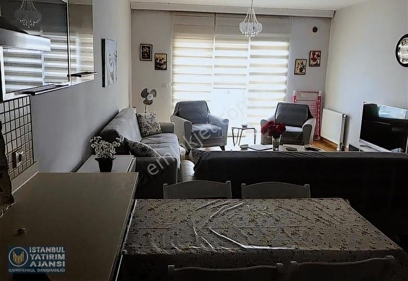 Başakşehir Başak Satılık Daire Metrokent Sitesi Ara Kat,boş,eşyalı Peyzaj Manzaralı 1+1 Daire