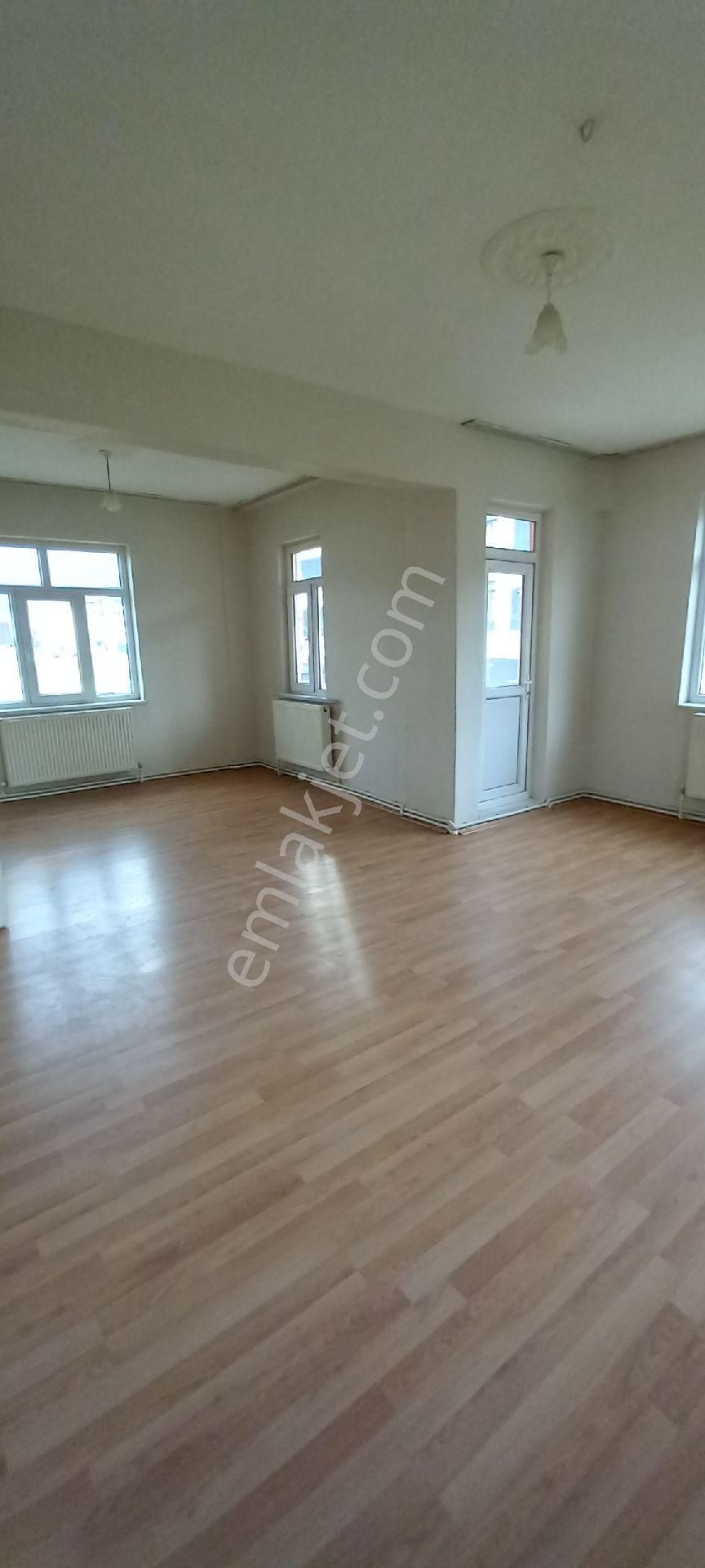 Akşehir Seyran Kiralık Daire Hayal Emlak'tan Kiralık Daire