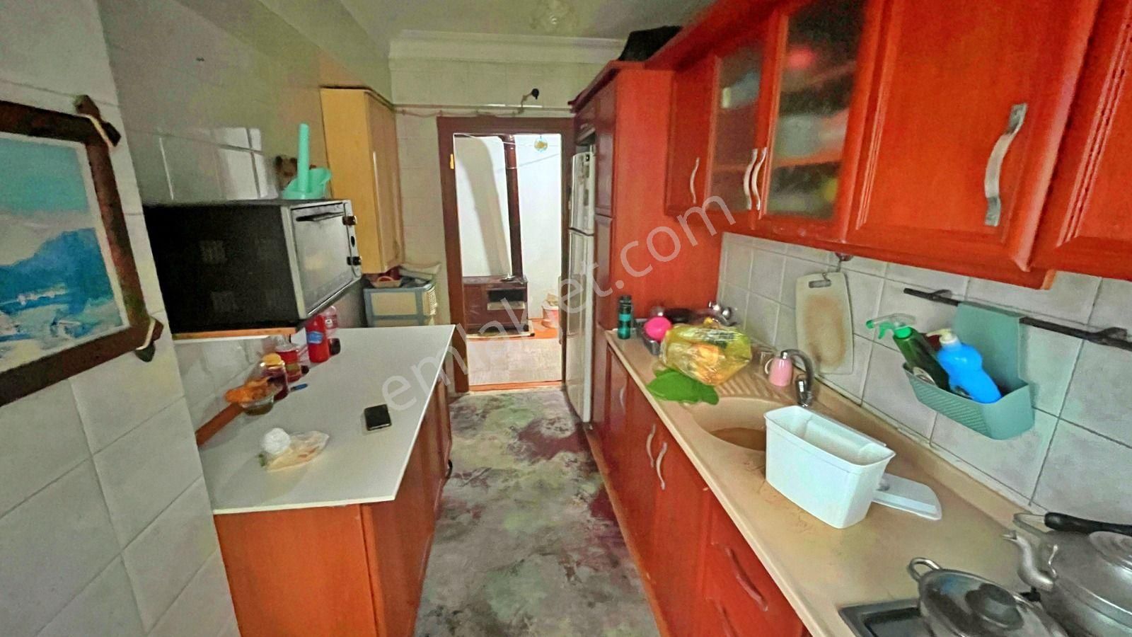 Kumsaldan Akçayda Ön Cephe Ayrı Mutfaklı_3+1_ Geniş Daire*