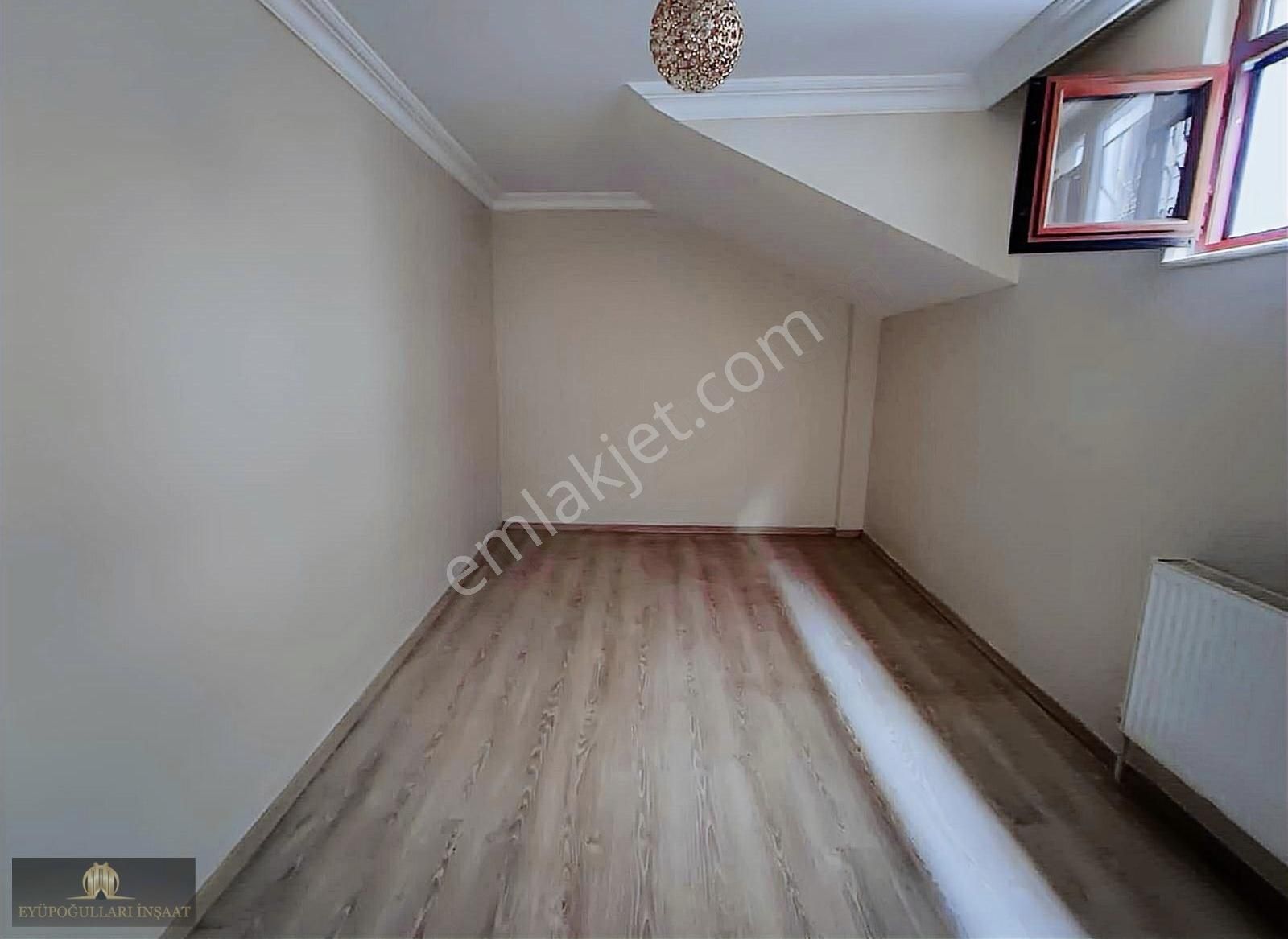 Bayrampaşa Orta Kiralık Daire Bayrampaşa Orta Mah.2+1 100m2 Kiralık Temiz Bahçeli Daire