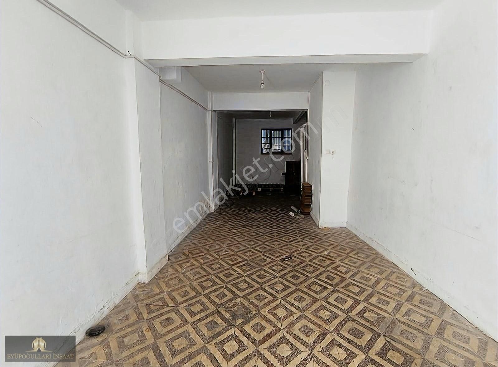 İstanbul Bayrampaşa Kiralık Dükkan & Mağaza B.paşa Vatan Mah. 50 M2 Kiralık Giriş Dükkan