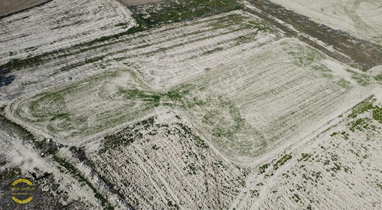 Bucak Ürkütlü Köyü (Ankara) Satılık Tarla Burdur Bucak Ürkütlü'de 1738 M2 Kadastro Yola Cephe Tarla