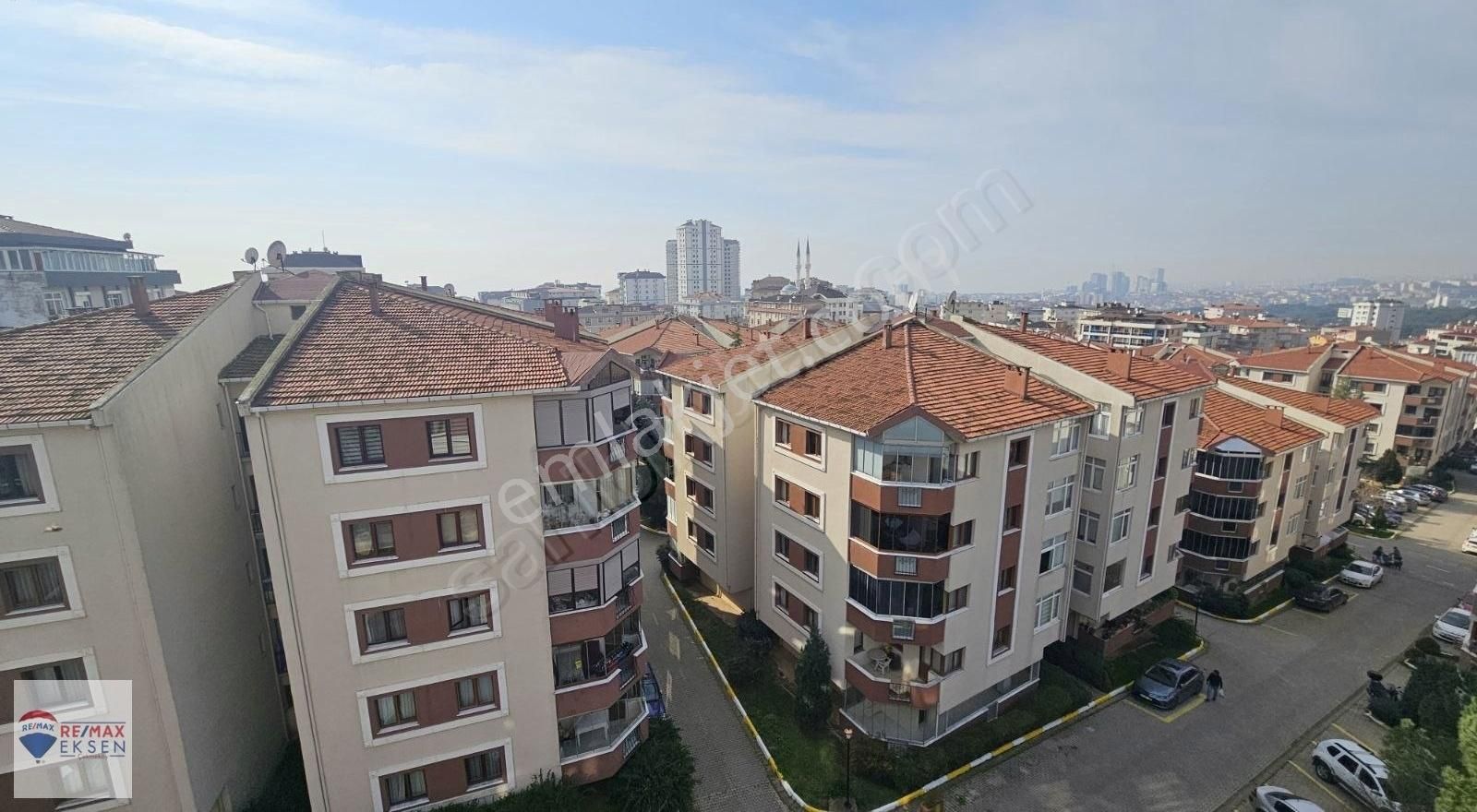 Maltepe Zümrütevler Satılık Daire Maltepe Hukukçular Sitesinde Satılık 3+1 Deniz Manzaralı Daire