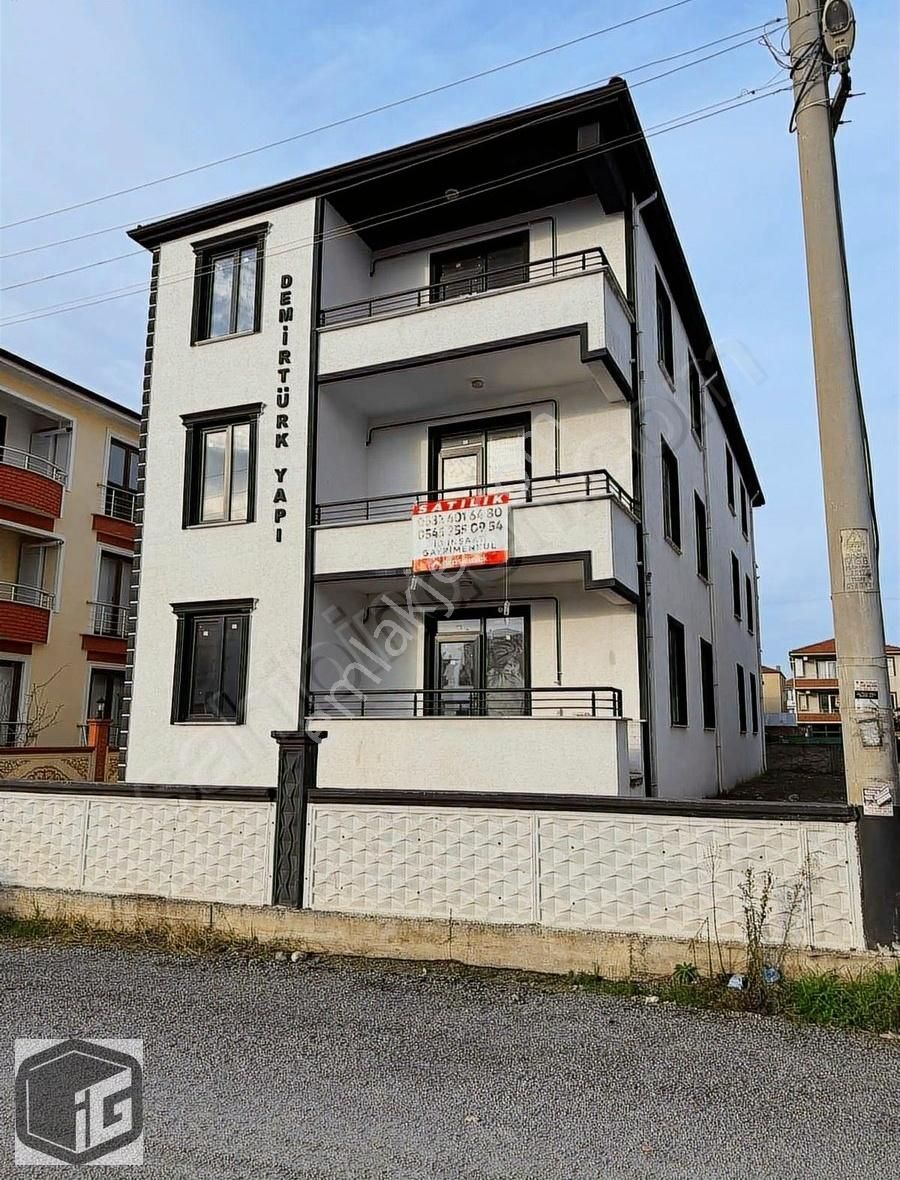 Karasu'da Denize Yakın 2+1 Sıfır Daire !!!