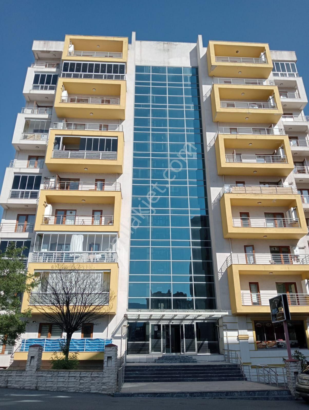 Karabük Merkez Üniversite Kiralık Daire Karabük Üniversite Mahallesinde Yılmazpark Akademi Rezidans Da Ara Kat Eşyalı 1+1 Daire Kiralıktır