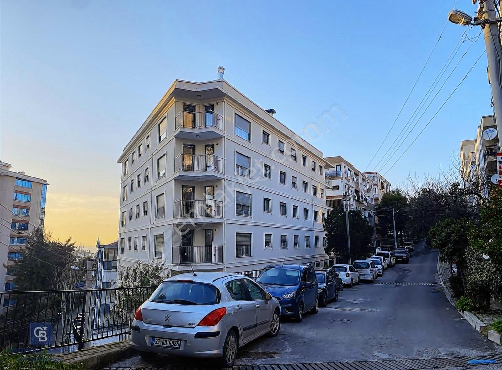 Karabağlar Basın Sitesi Satılık Daire Basın Sitesi'nde Satılık 3+1 Sıfır Daire