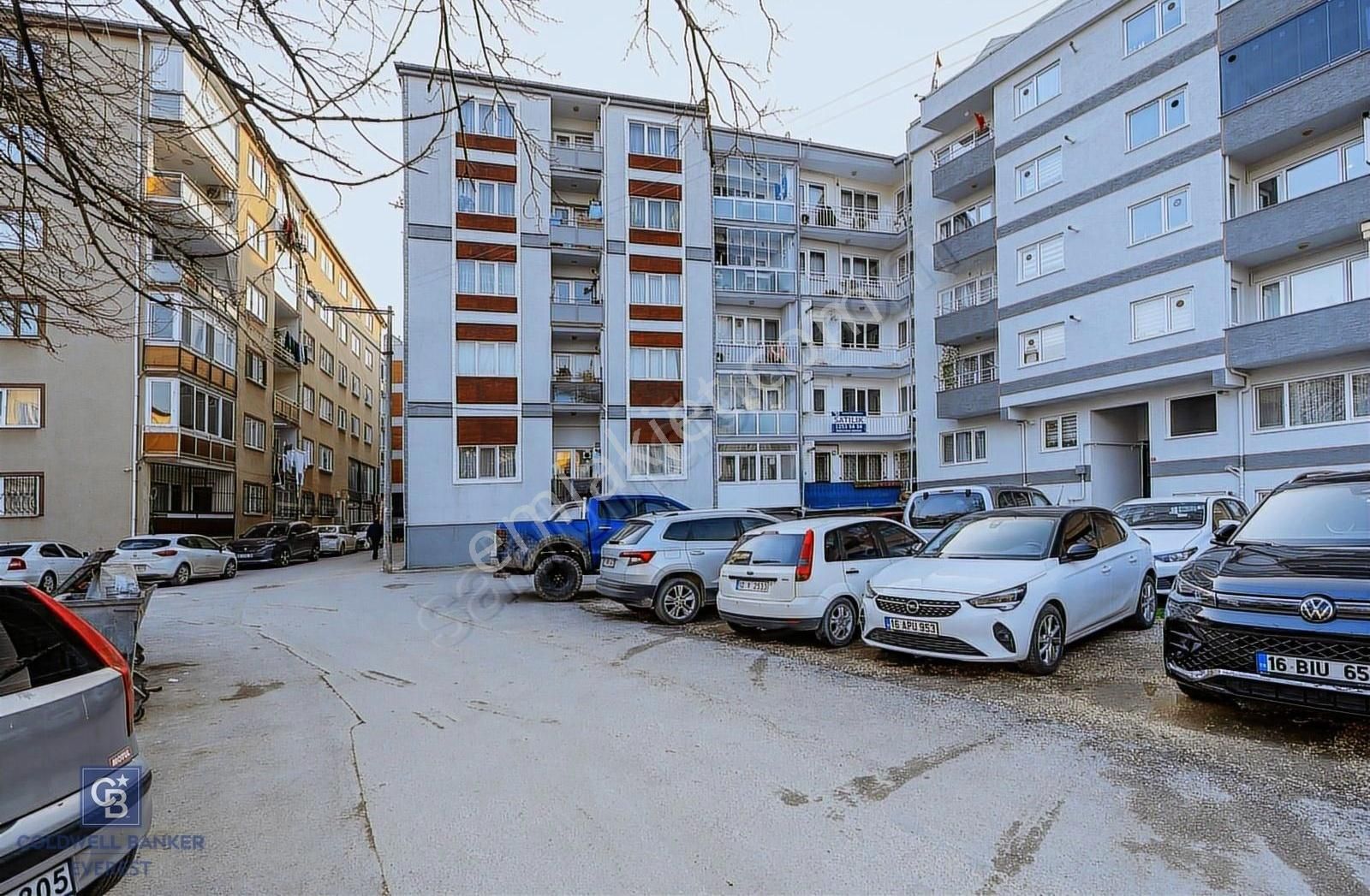 Nilüfer İhsaniye Satılık Daire İhsaniyede Satılık 2+1 Bakımlı Daire