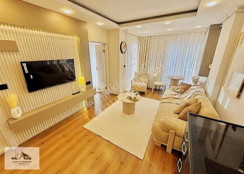 Sırakapılar Mahallesinde Satılık Lüks 1+1 Arakat Eşyalı Daire - Görsel 6