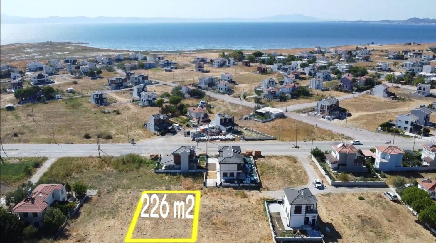 Ayvalık Altınova Satılık Villa İmarlı Ayvalık/altınova Villa İmarlı 226m2 Arsa