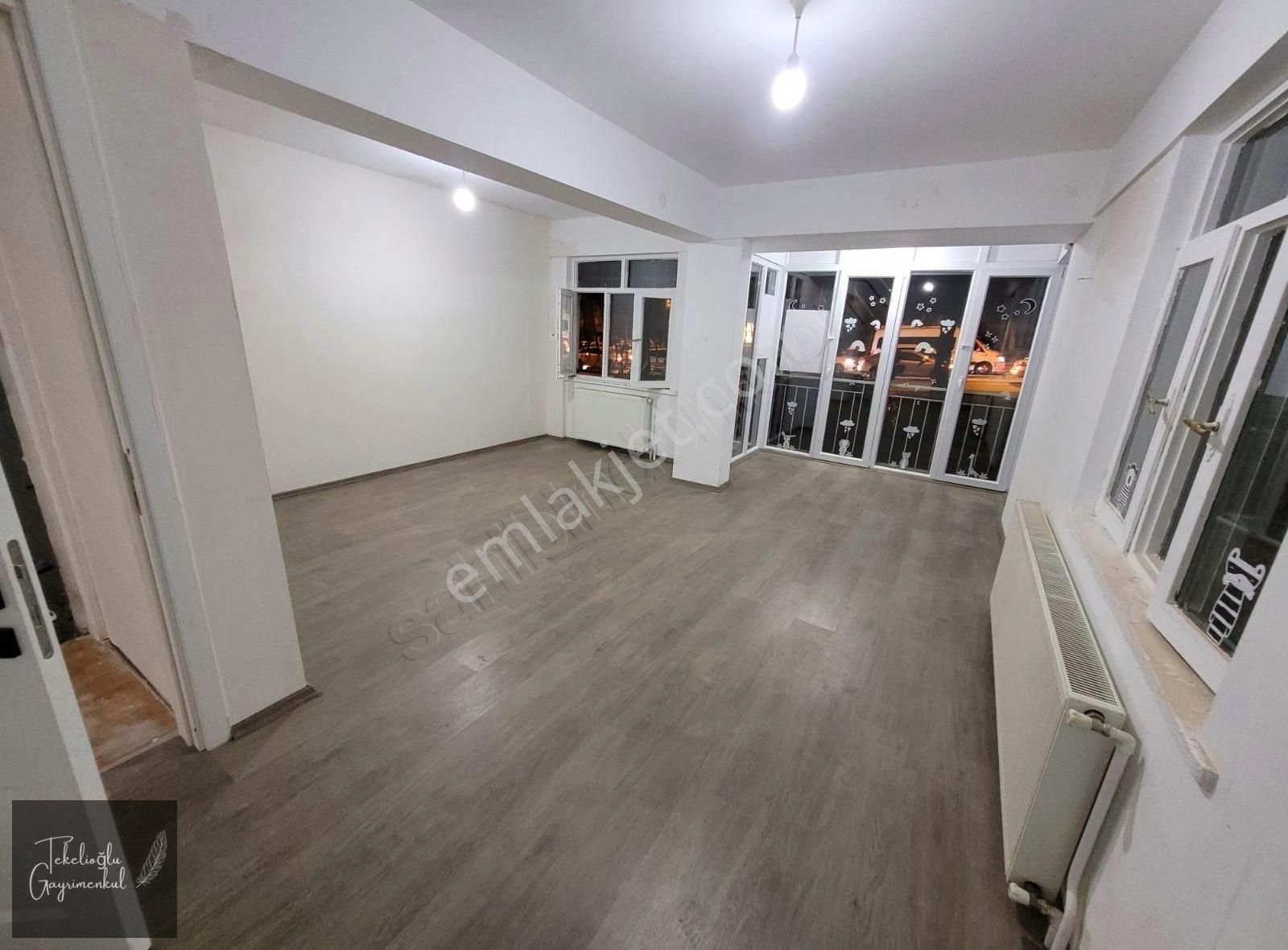 Denizli Pamukkale Kiralık Ofis Çamlık Tiyatro Işıklarında 120 M2 3+1 Kiralık İşyeri Ofis-büro