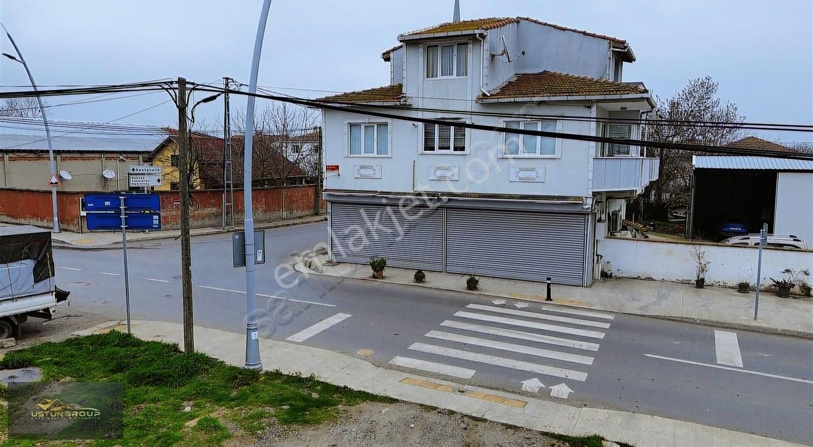 Çatalca İzzettin Kiralık Depo Çatalca İzzettinde Ana Yol Üstü Dükkan Ofis