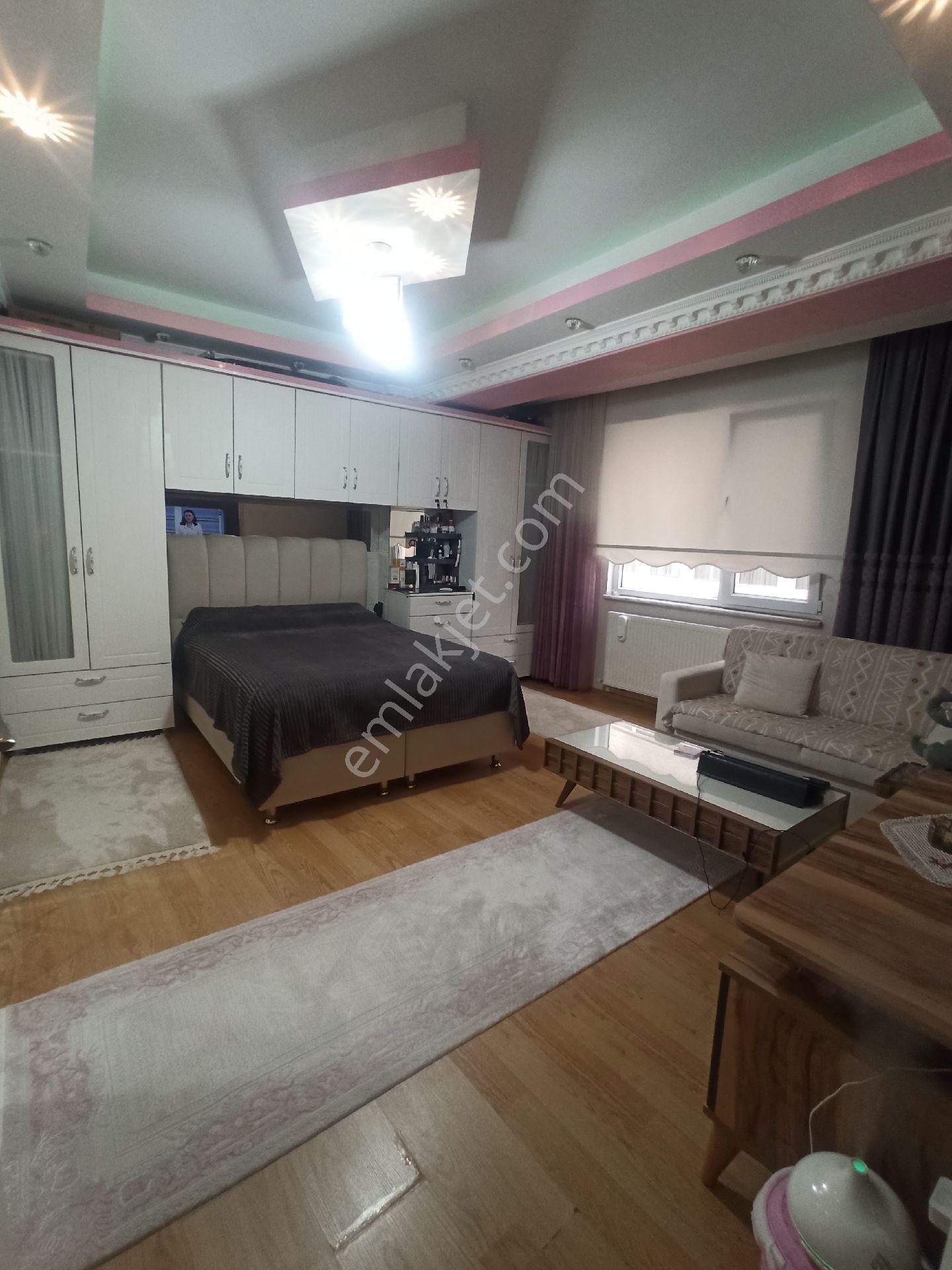 Emin'den Şirinevler De Fetih Caddesi Dibinde Satılık Ara Kat Daire - Görsel 12