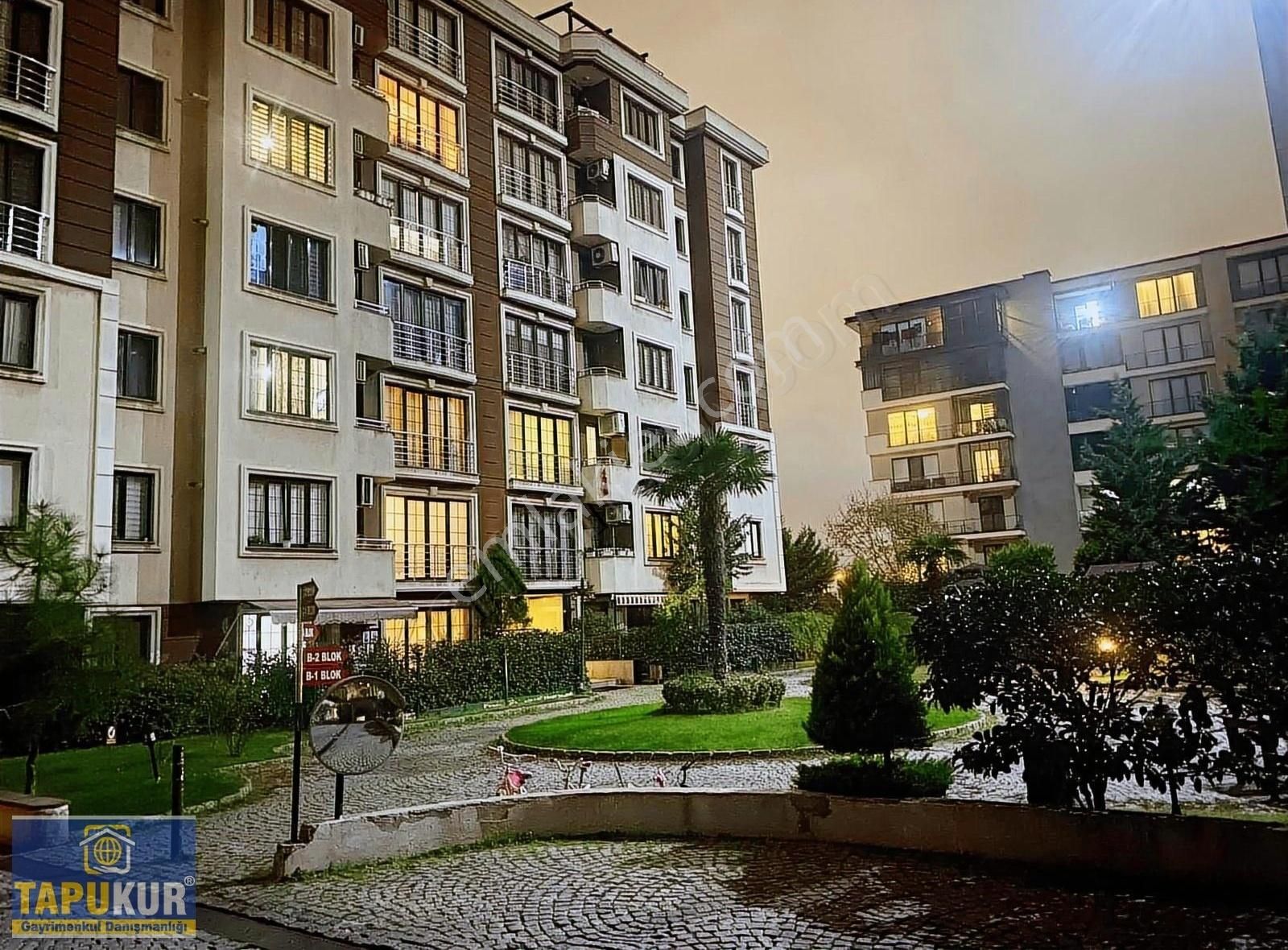 Bahçelievler Yenibosna Merkez Satılık Daire Golden Hill Altın Tepe Konaklarında 3+1-165m2 Satılık Daire