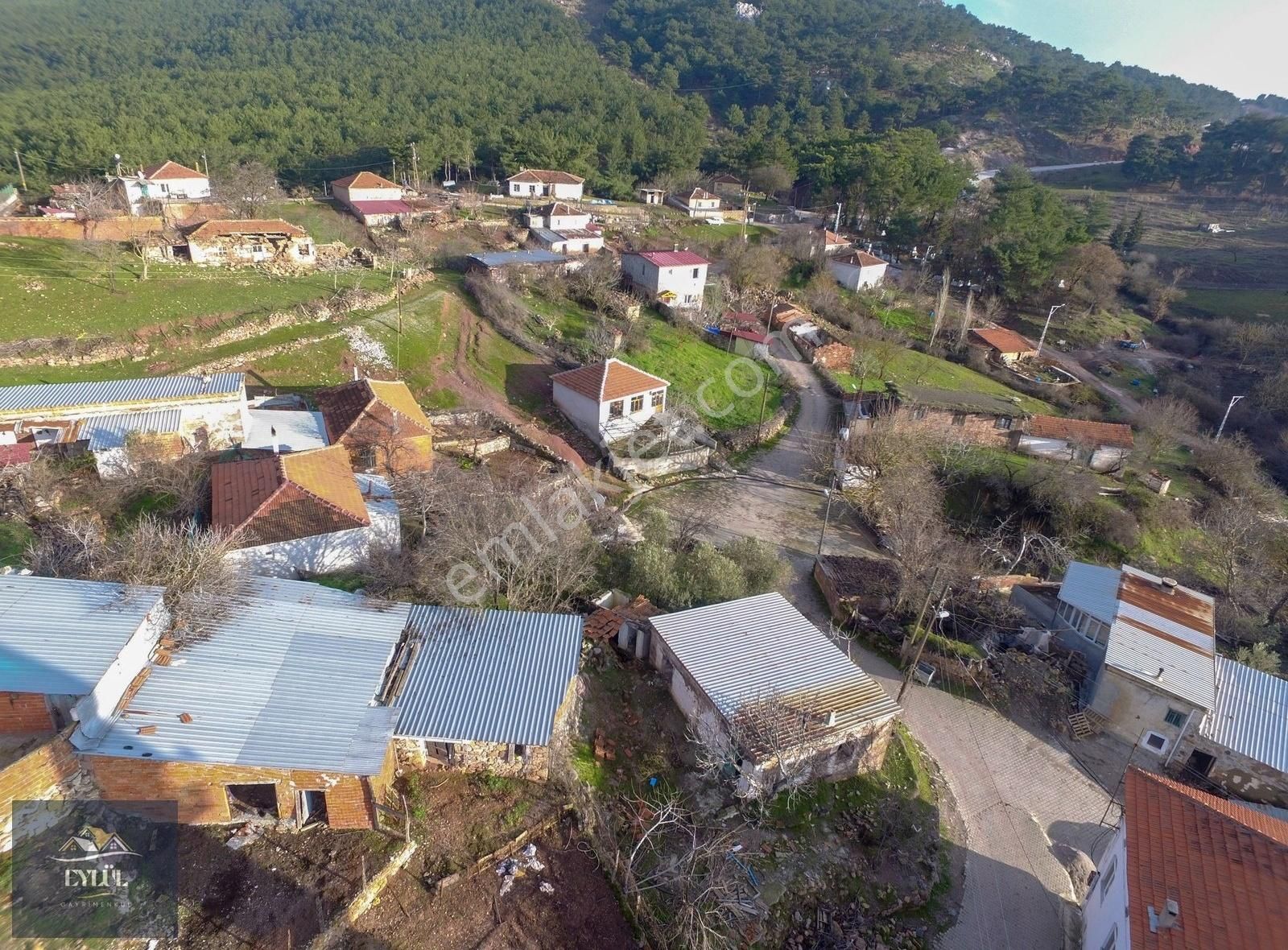 Ayvacık Yeniçam Köyü Satılık Konut İmarlı Ayvacık Yeniçam Köyünde Satılık İmarlı Arsa